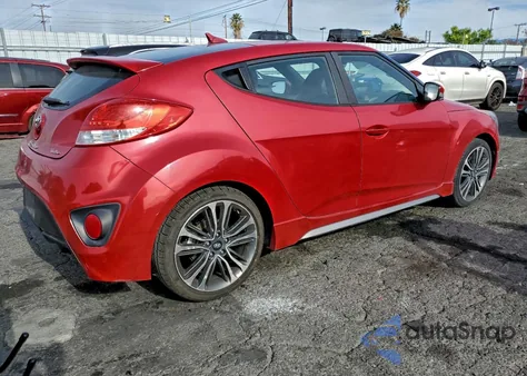 2016 Hyundai Veloster Turbo z USA, uszkodzony, nr VIN KMHTC6AE3GU302687